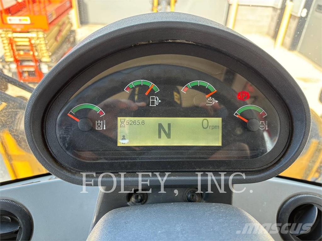 CAT 926M Tekerlekli yükleyiciler