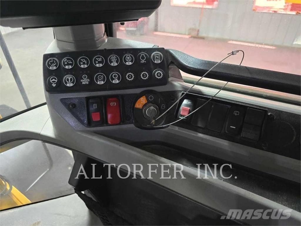 CAT 926M Tekerlekli yükleyiciler