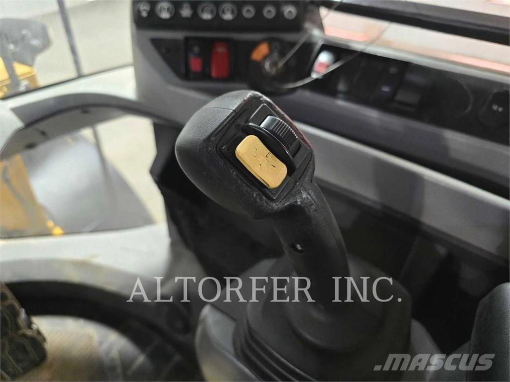 CAT 926M Tekerlekli yükleyiciler