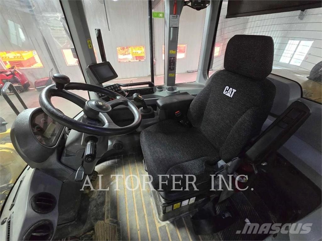 CAT 926M Tekerlekli yükleyiciler