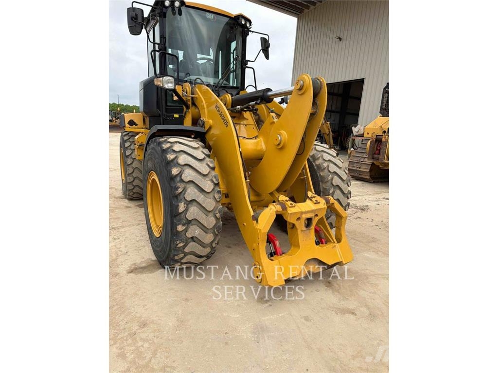 CAT 926M Tekerlekli yükleyiciler