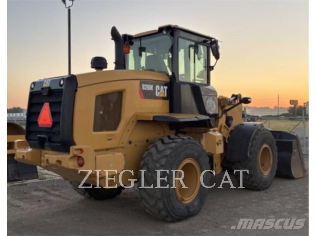 CAT 926M Φορτωτές με λάστιχα (Τροχοφόροι)