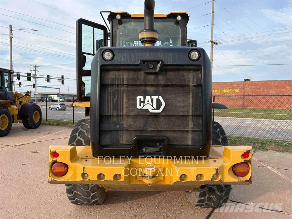 CAT 926M 轮式装载机