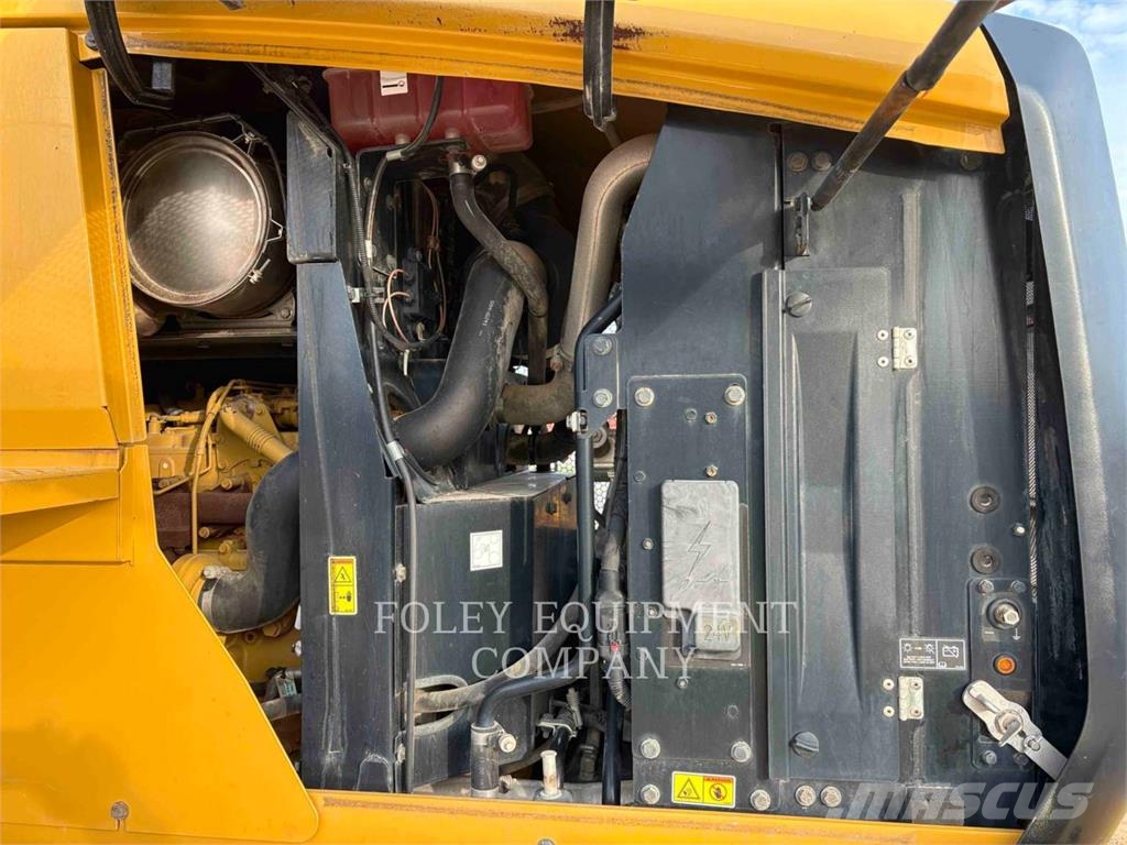 CAT 926M 轮式装载机