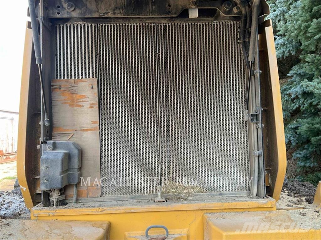 CAT 926M Kolesni nakladalci
