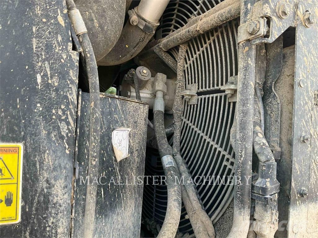CAT 926M Kolesni nakladalci