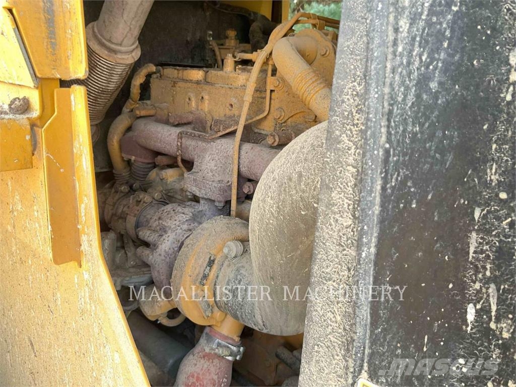 CAT 926M Kolesni nakladalci