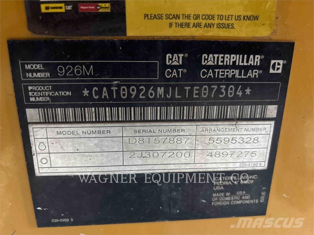 CAT 926M Pale gommate