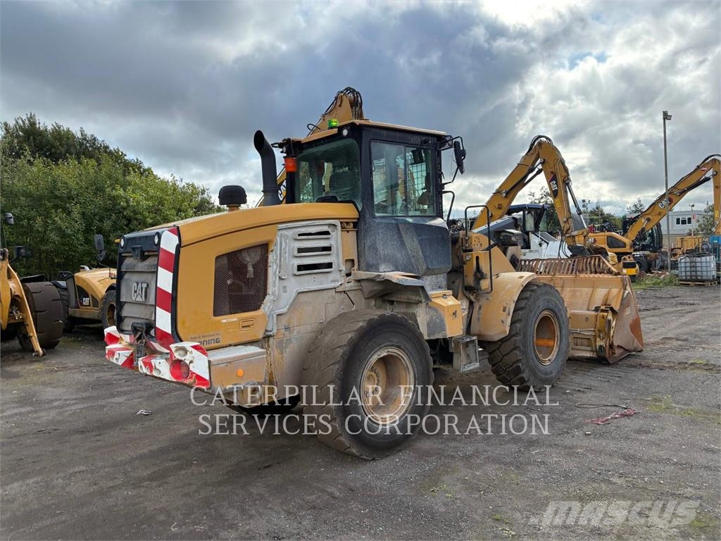 CAT 926M Wheel loaders