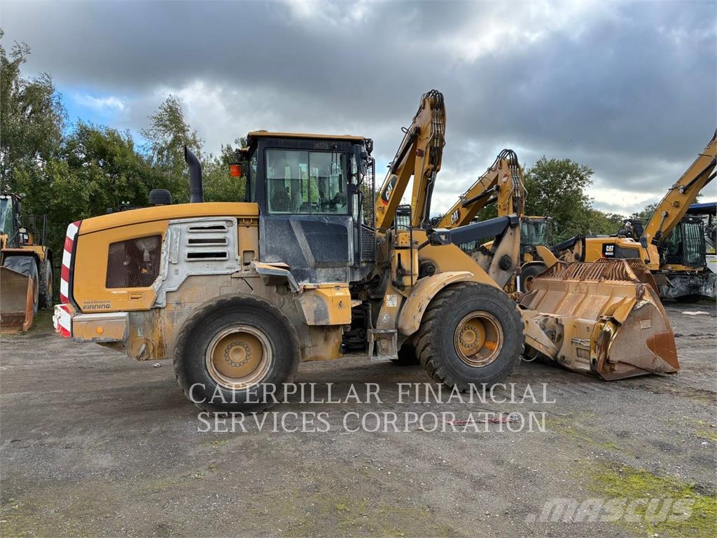 CAT 926M Wheel loaders