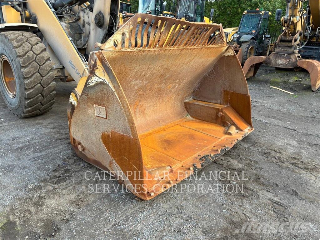 CAT 926M Wheel loaders