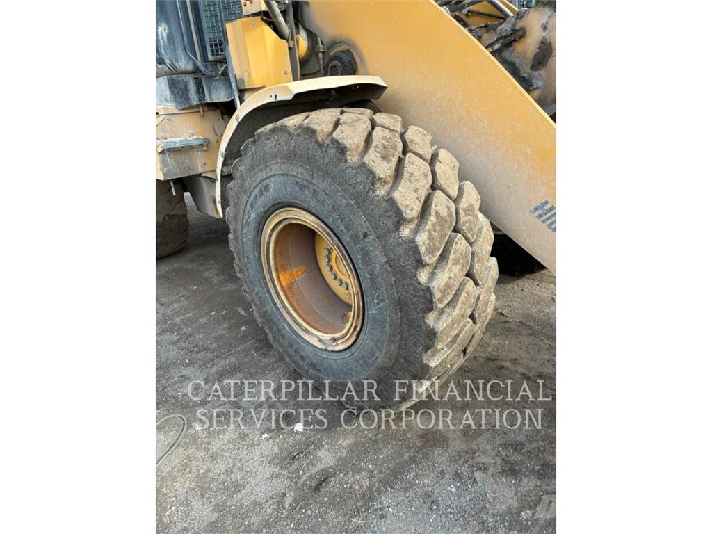 CAT 926M Wheel loaders