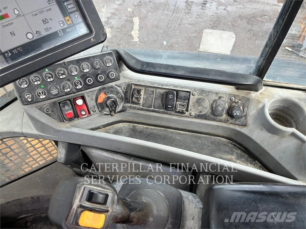 CAT 926M Wheel loaders