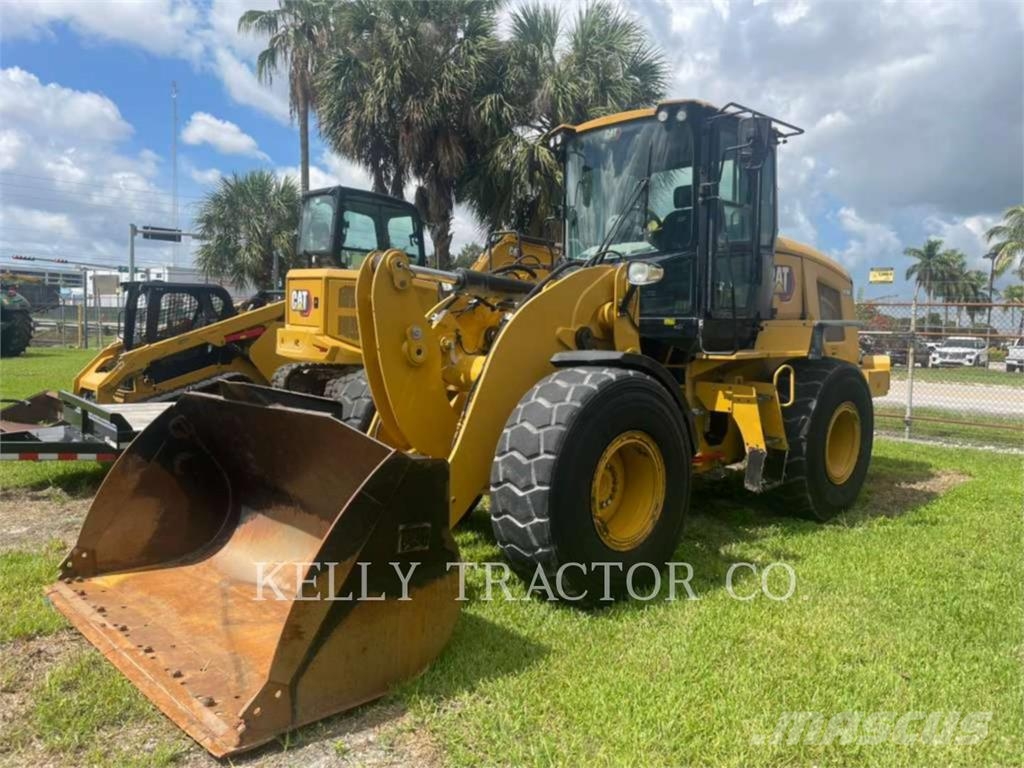 CAT 926M 휠로우더