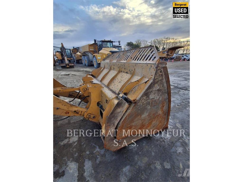 CAT 926M Chargeuse sur pneus