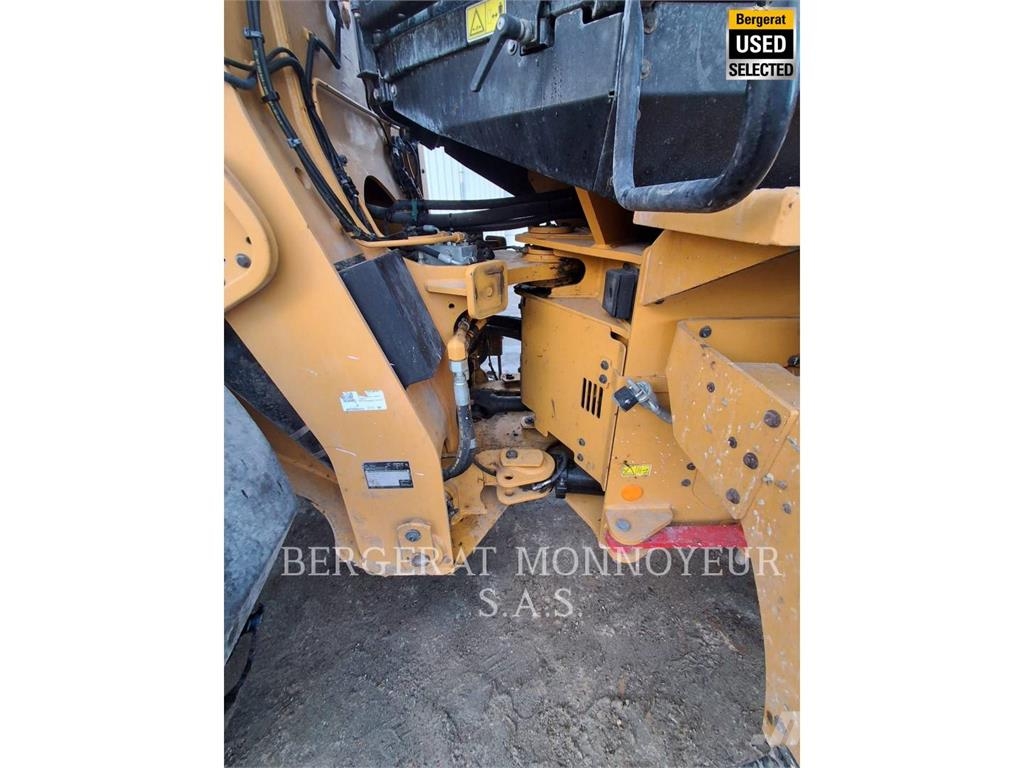 CAT 926M Chargeuse sur pneus