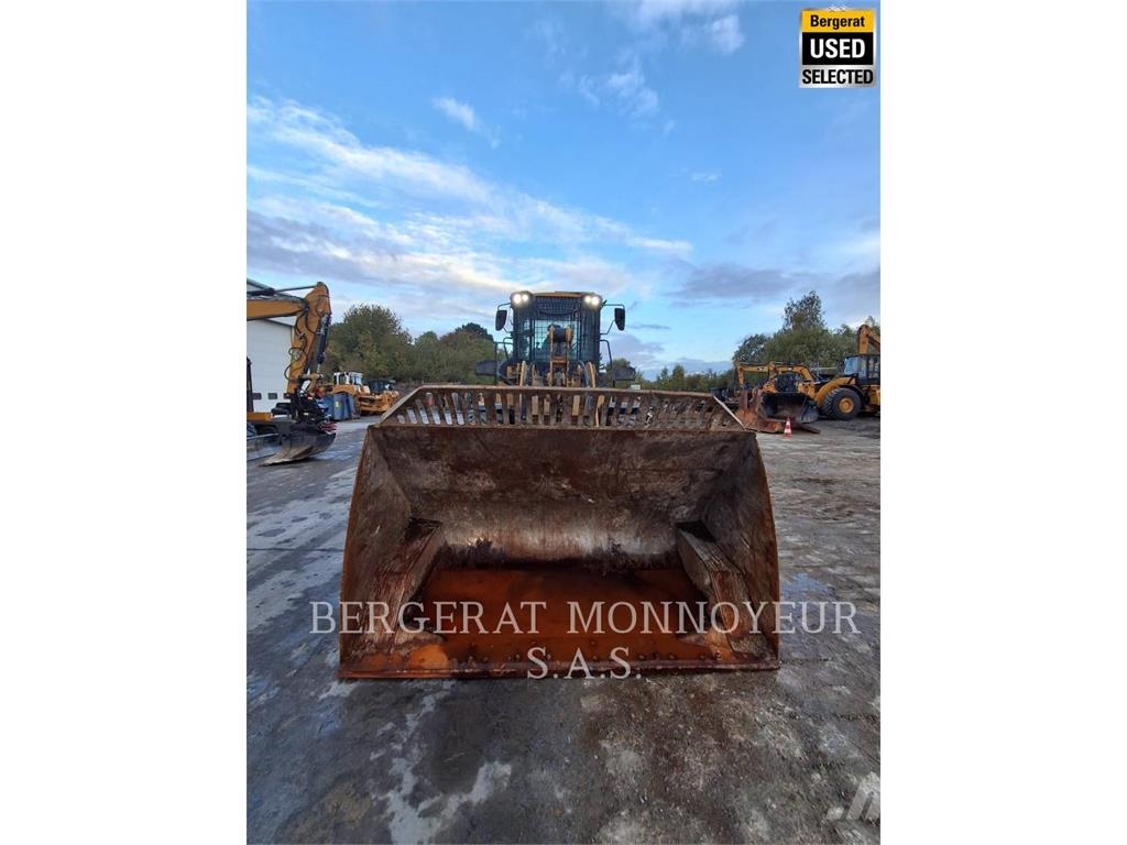 CAT 926M Chargeuse sur pneus
