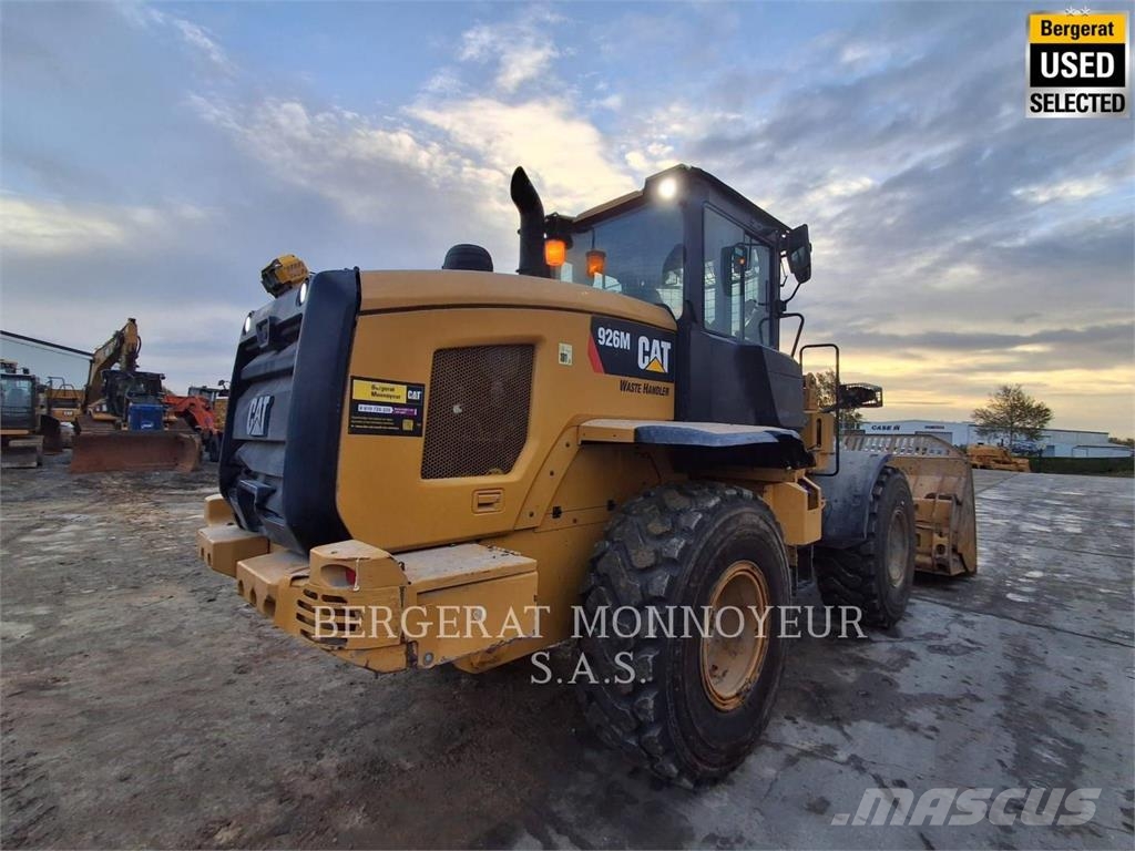 CAT 926M Chargeuse sur pneus