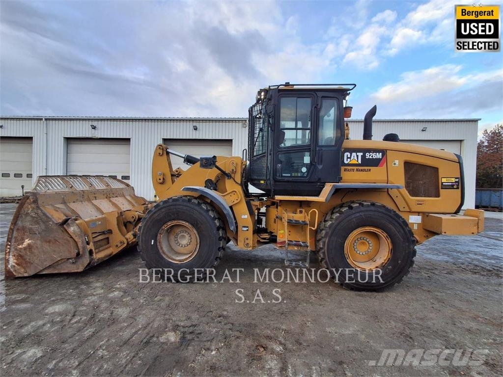 CAT 926M Chargeuse sur pneus