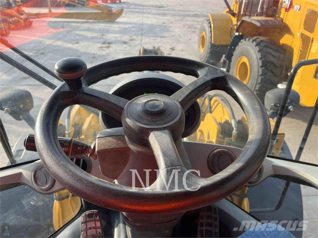 CAT 926M Rataslaadurid