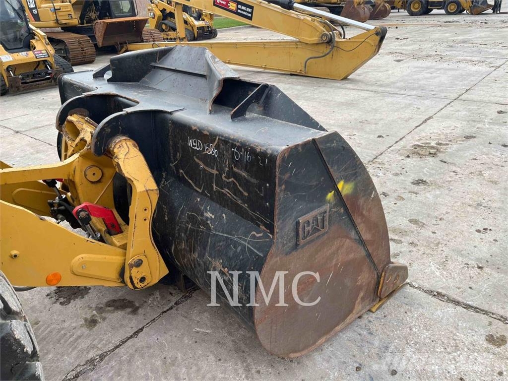 CAT 926M Rataslaadurid