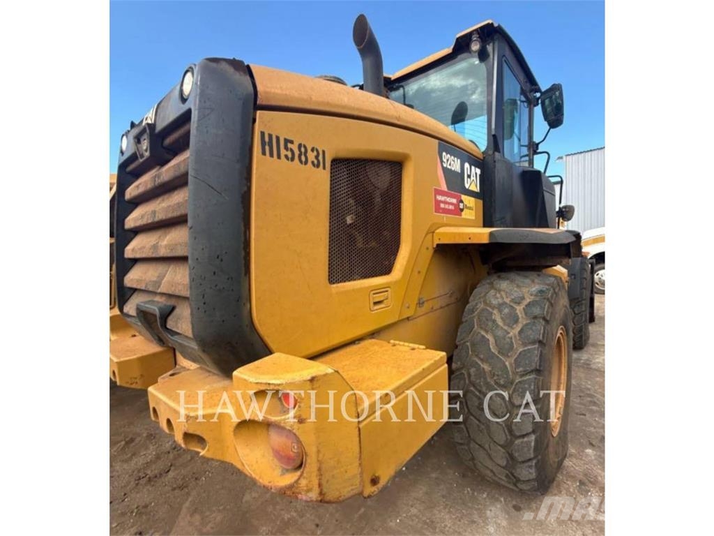 CAT 926M Utovarivači na točkove