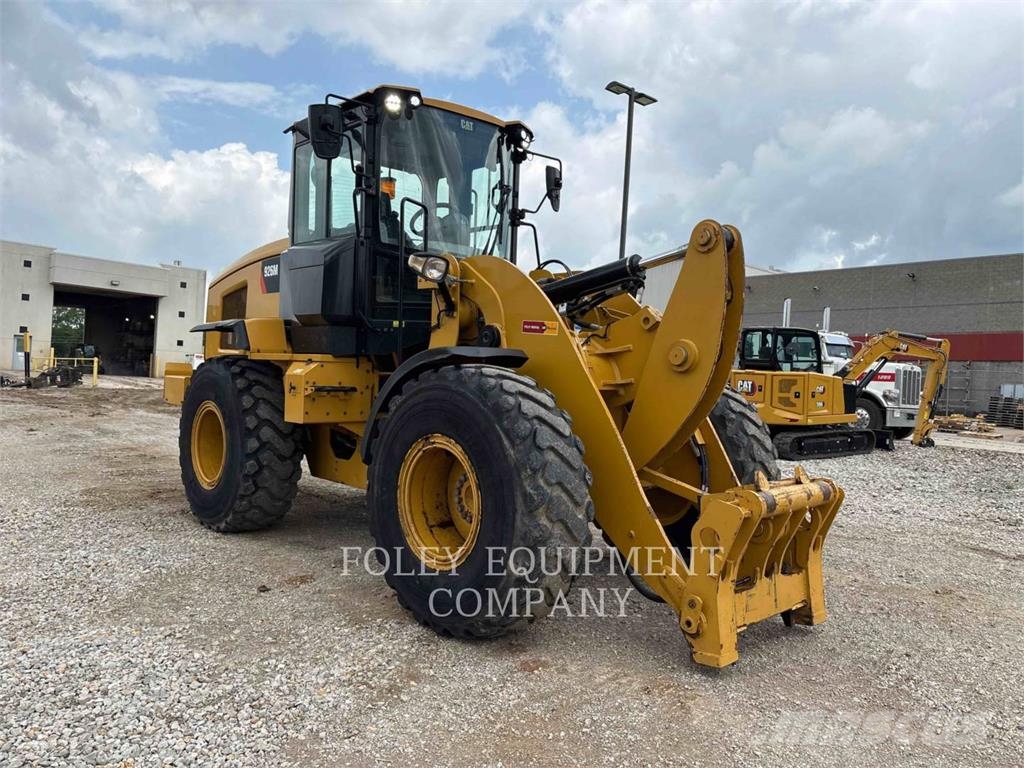 CAT 926M Φορτωτές με λάστιχα (Τροχοφόροι)