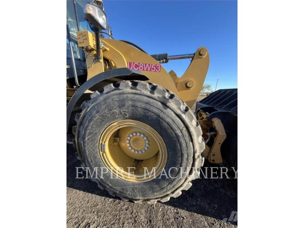 CAT 926M FC Iekrāvēji uz riteņiem