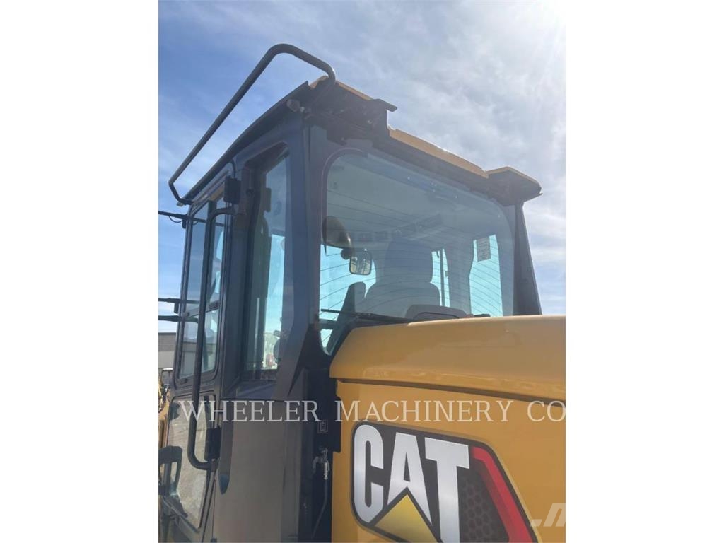 CAT 926M QC Wheel loaders