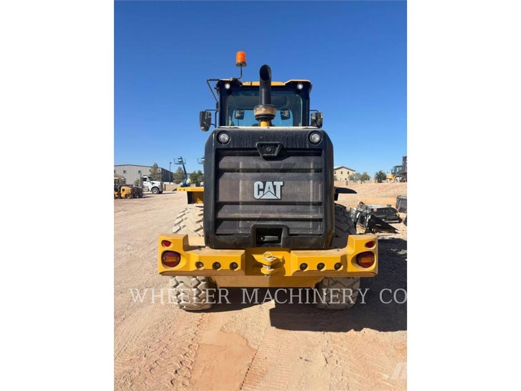 CAT 926M QC 3V Naudoti ratiniai krautuvai