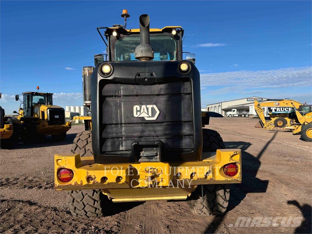 CAT 926MHL Pyöräkuormaajat