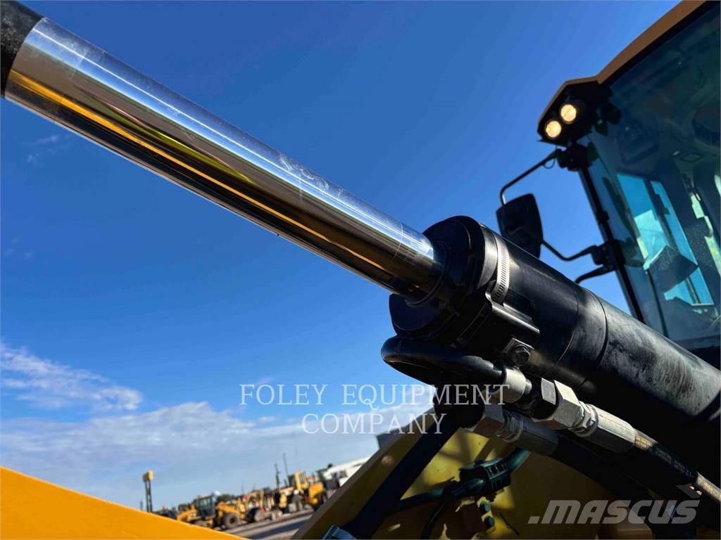 CAT 926MHL Pyöräkuormaajat