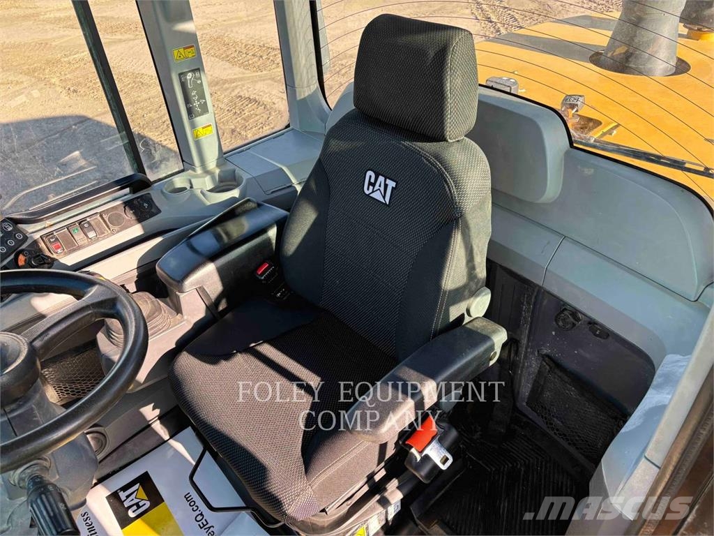 CAT 926MHL Pyöräkuormaajat