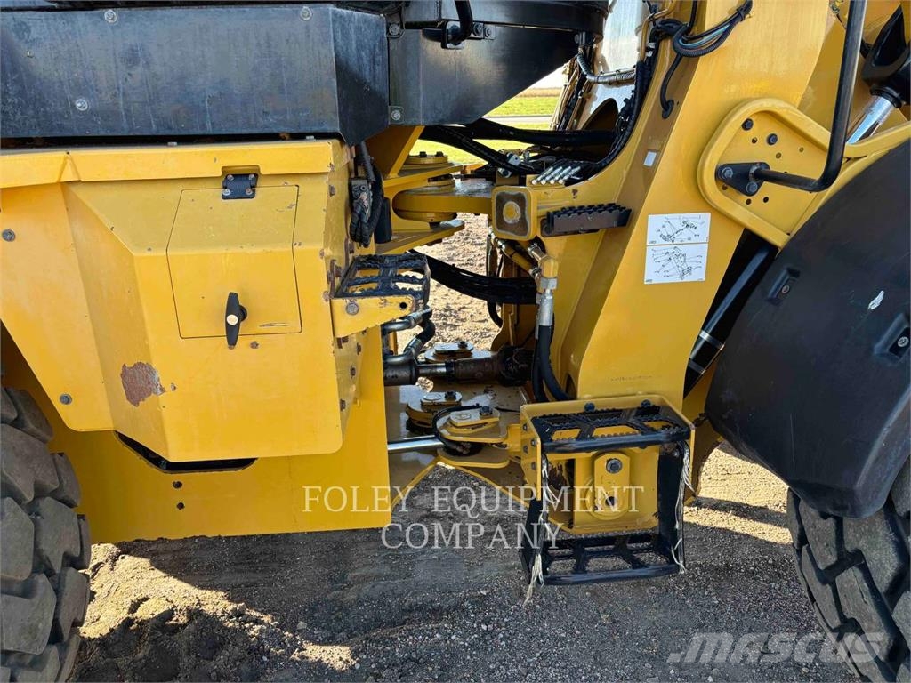 CAT 926MHL Pyöräkuormaajat