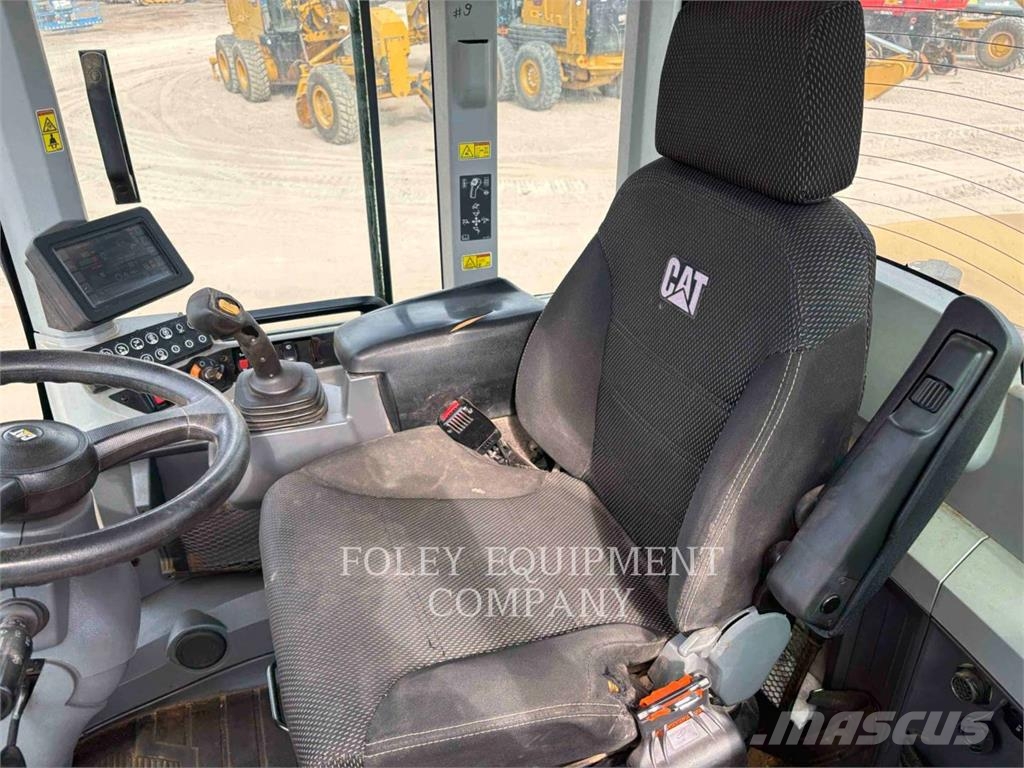 CAT 926MHL Pyöräkuormaajat