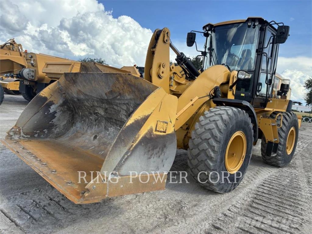 CAT 926MPO Kolesni nakladalci