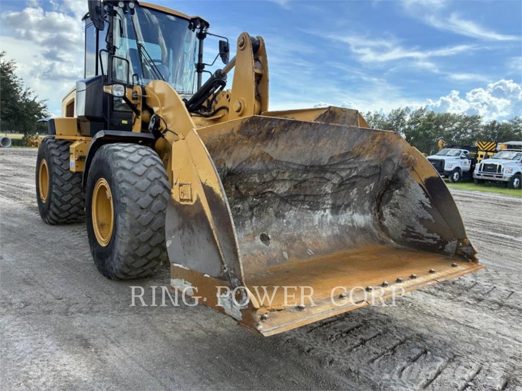 CAT 926MPO Kolesni nakladalci