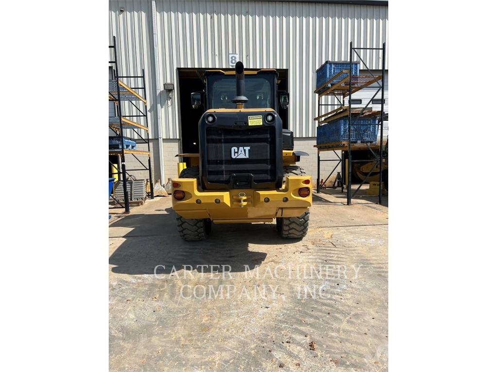 CAT 930 Wheel loaders