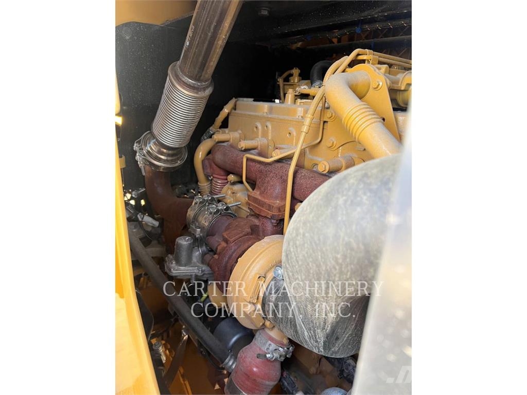 CAT 930 3VFS Фронтальные погрузчики