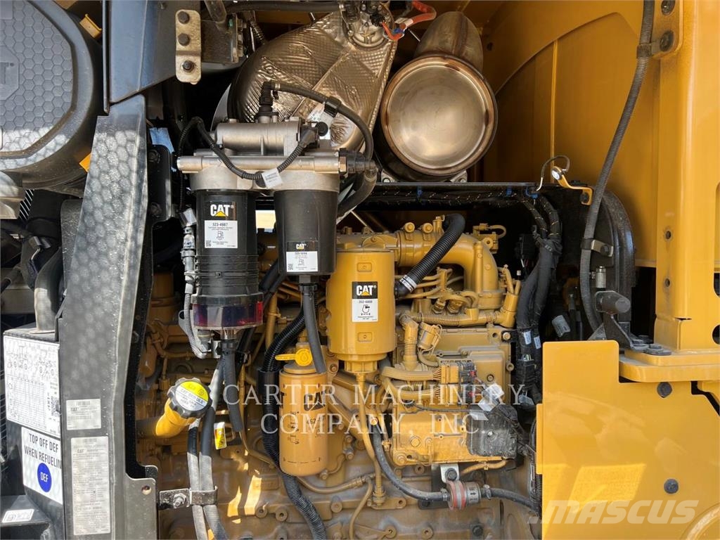 CAT 930 3VFS Фронтальные погрузчики