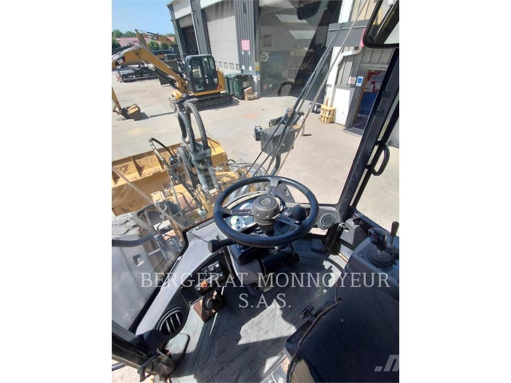 CAT 930H Tekerlekli yükleyiciler