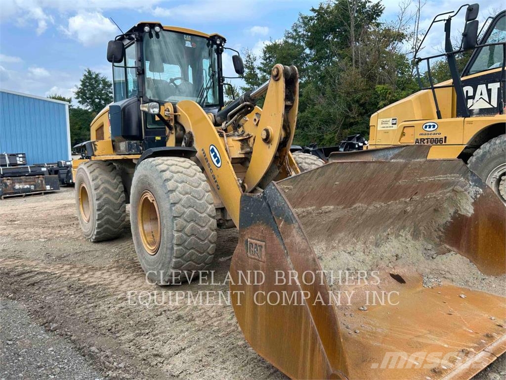 CAT 930K Gumikerekes homlokrakodók