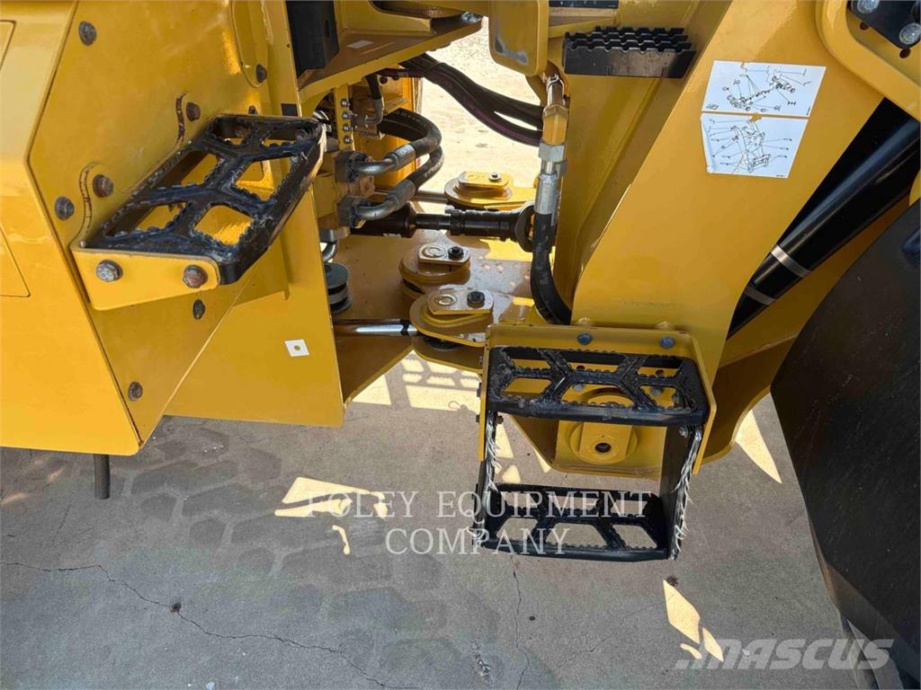 CAT 930M Radlader