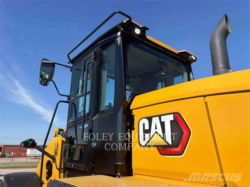 CAT 930M Radlader