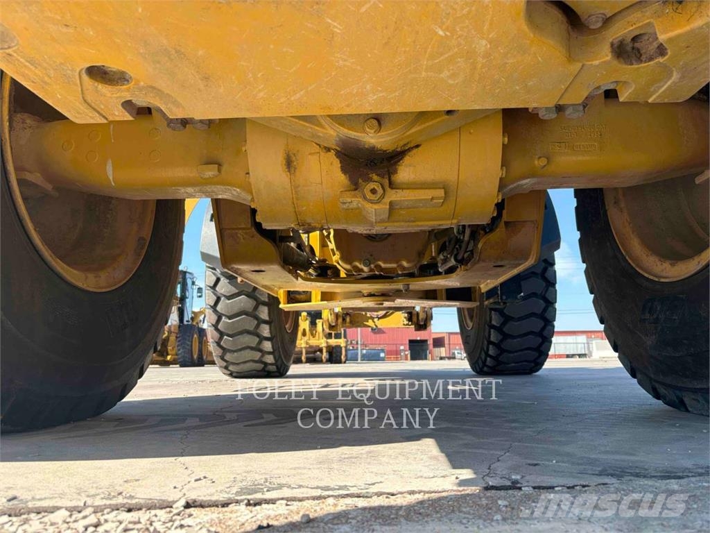 CAT 930M Radlader