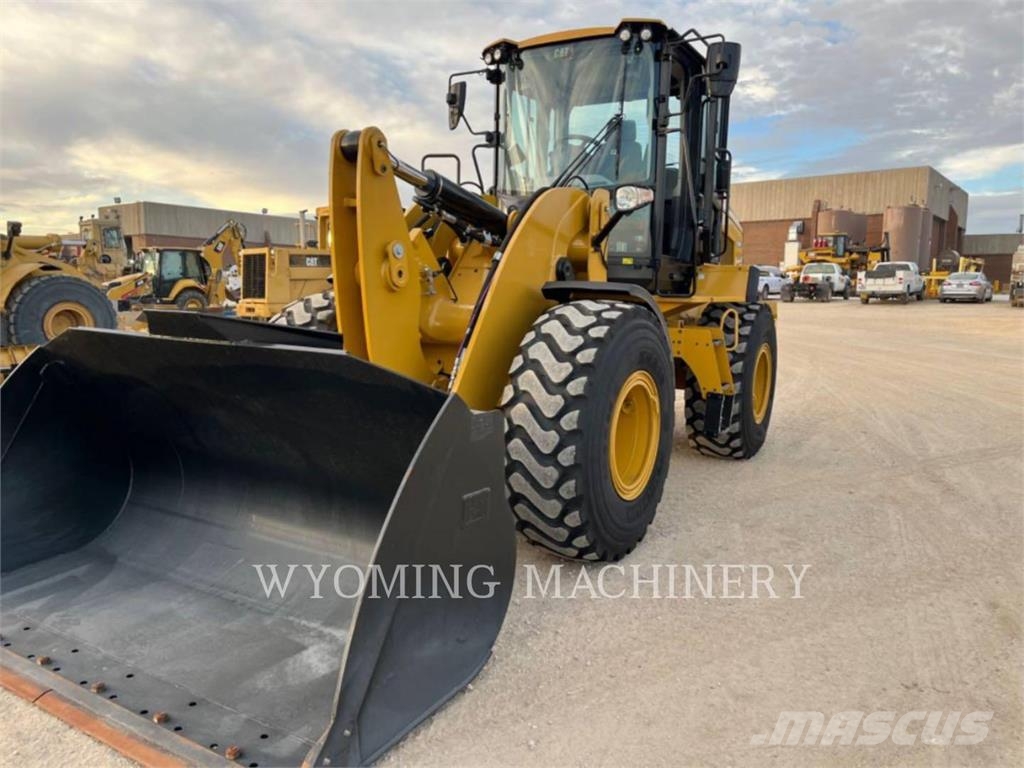 CAT 930M Wheel loaders