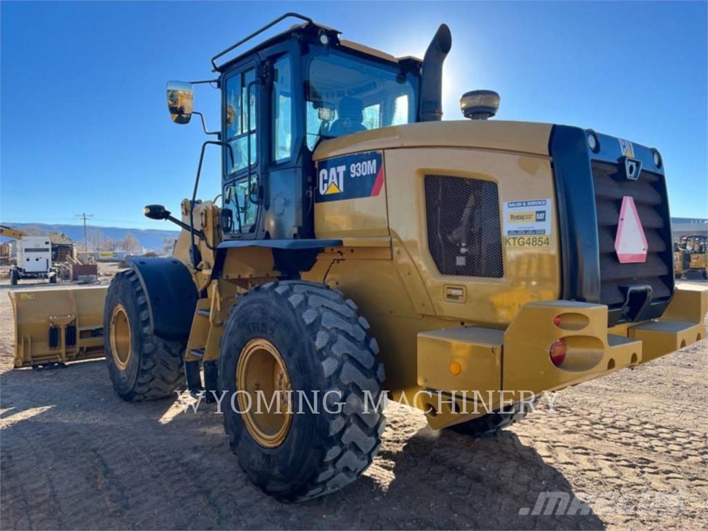 CAT 930M Wheel loaders