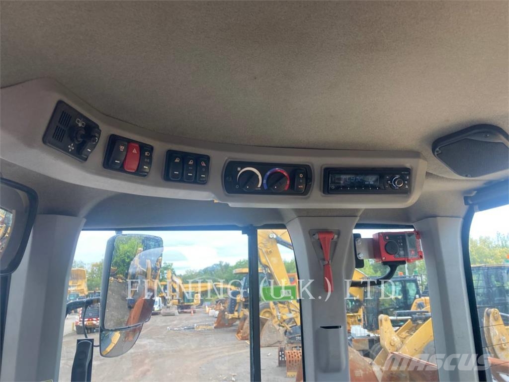 CAT 930M Wheel loaders