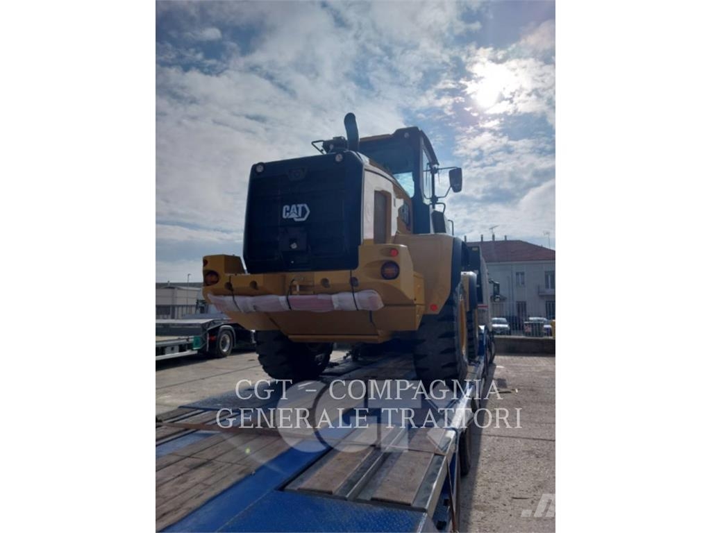 CAT 930M 轮式装载机