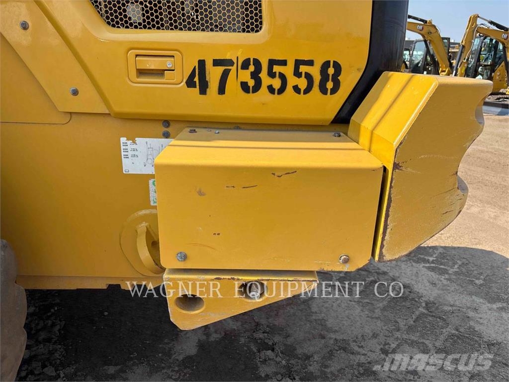 CAT 930M Wheel loaders